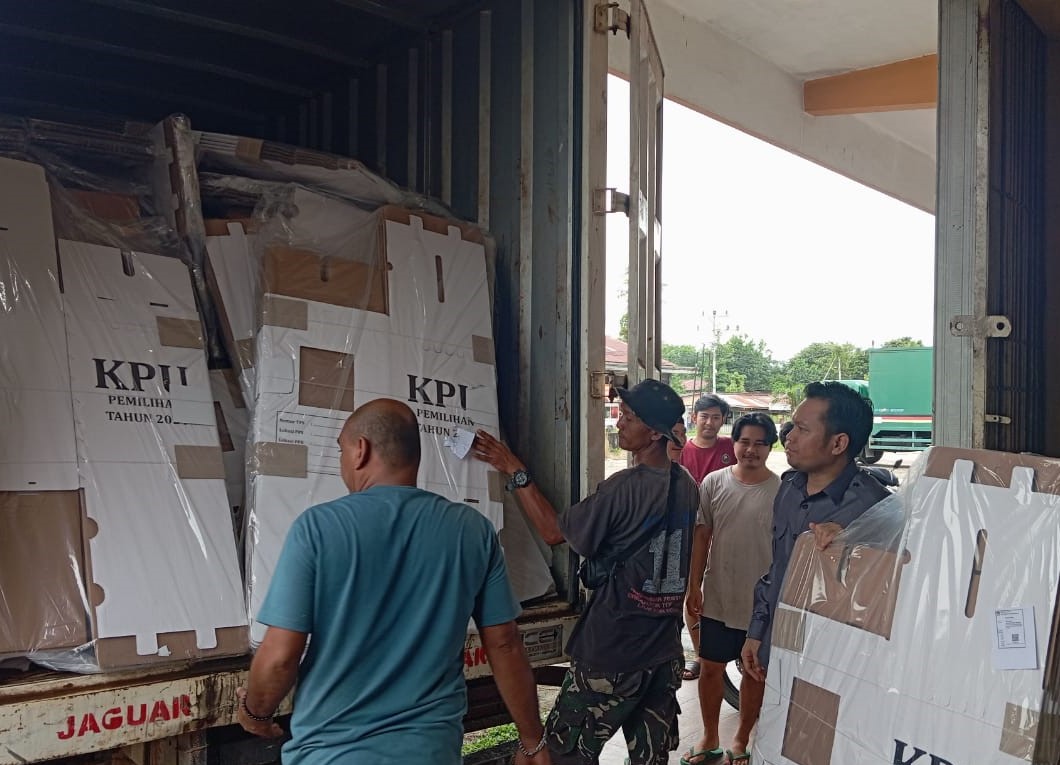 Pengawasan Logistik Pilkada 2024