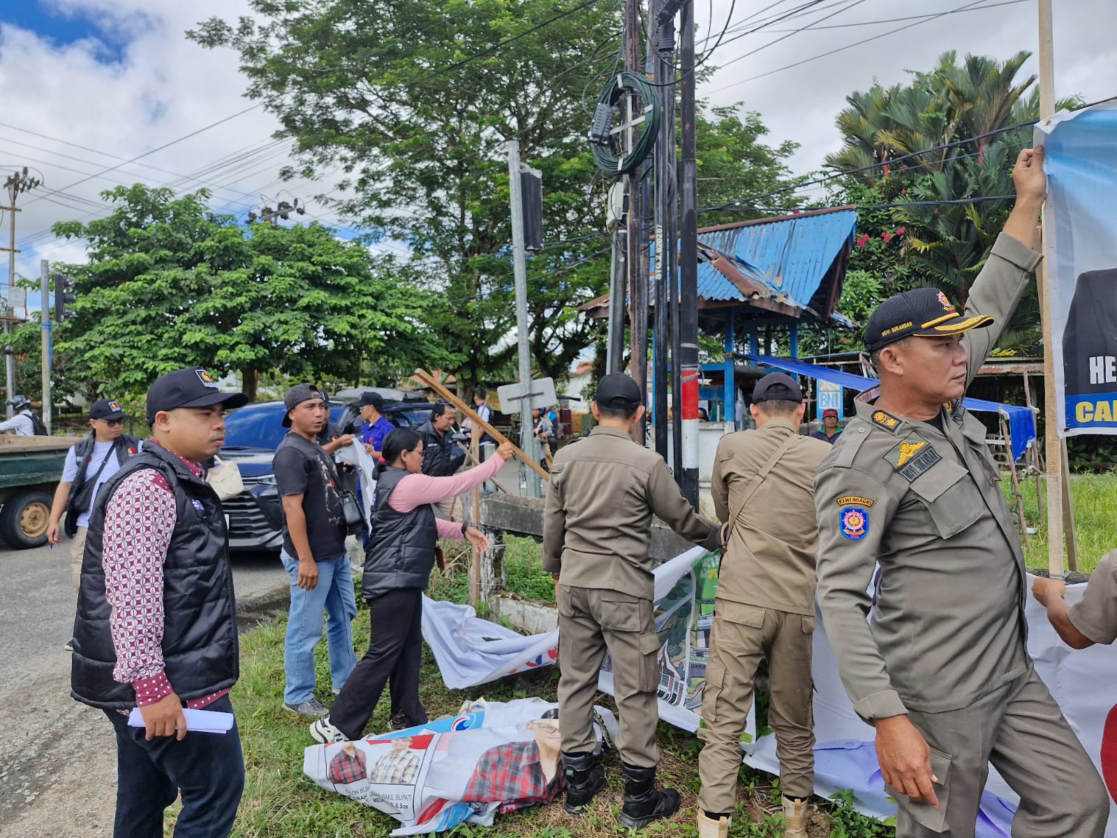 Penertiban Alat Peraga Kampanye