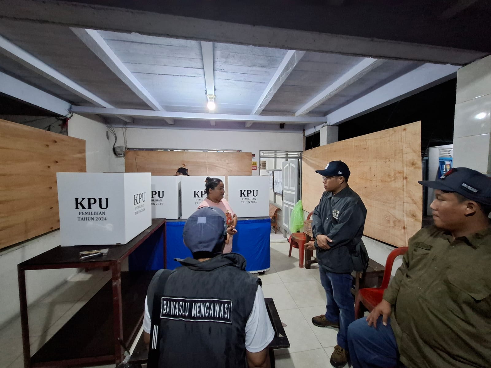 Bawaslu Sintang Bersama Sentra Gakkumdu Patroli Jelang Pilkada Serentak 2024