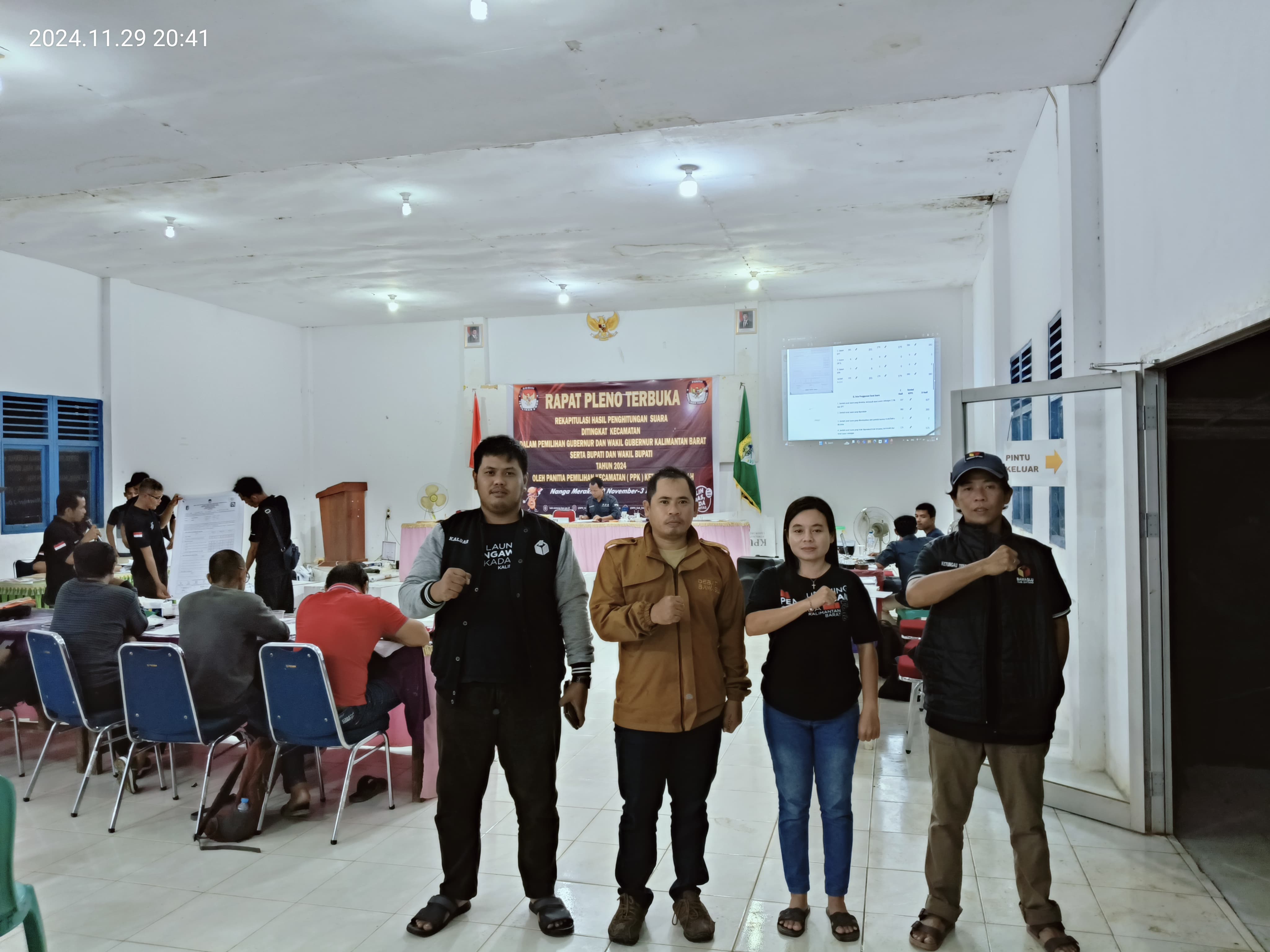  Sutami Monitoring Pleno Rekapitulasi Kecamatan Ketungau Tengah, Pastikan Proses Aman dan Lancar