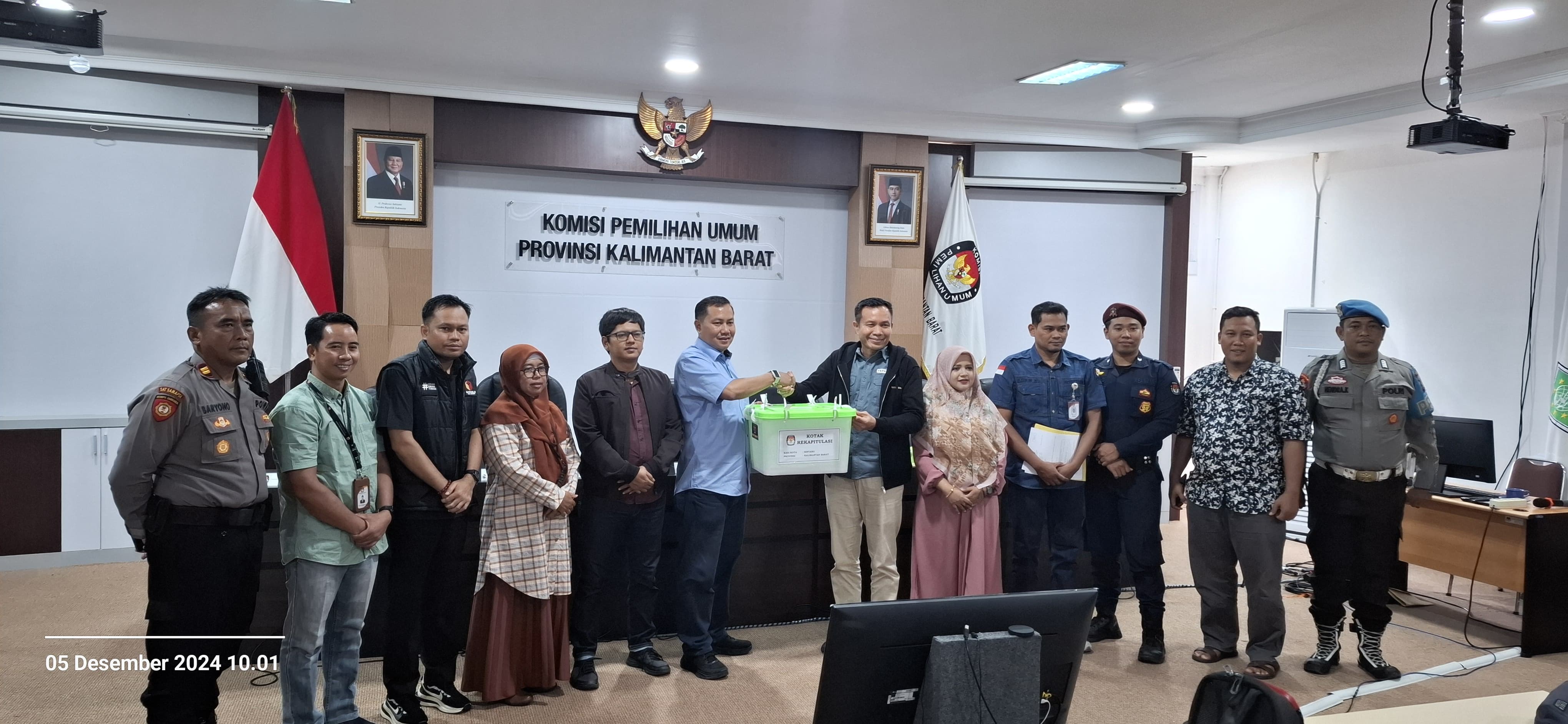 Bawaslu Sintang Awasi Penyampaian Hasil Rekapitulasi Suara Tingkat Kabupaten ke KPU Provinsi Kalimantan Barat