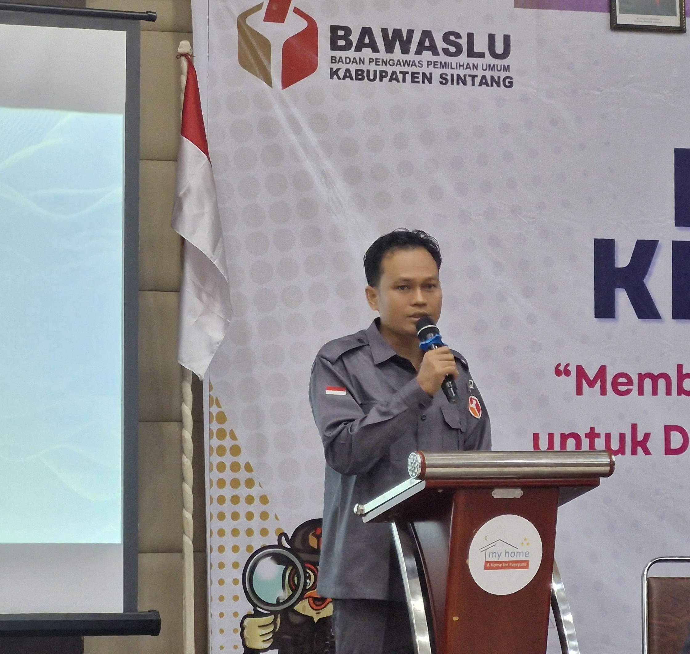 Bawaslu Sintang Sampaikan Ucapan Selamat Kepada UNKA dan STAIMA Sintang yang Lolos ke Tahap Eliminasi Kompetisi Debat Penegakan Hukum Pemilu 2025