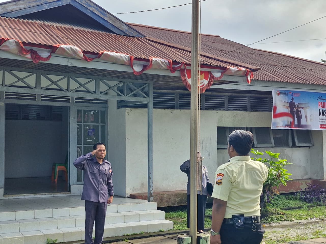 Ketua Bawaslu Sintang Tekankan Disiplin dan Penguatan Koordinasi Antar Lembaga