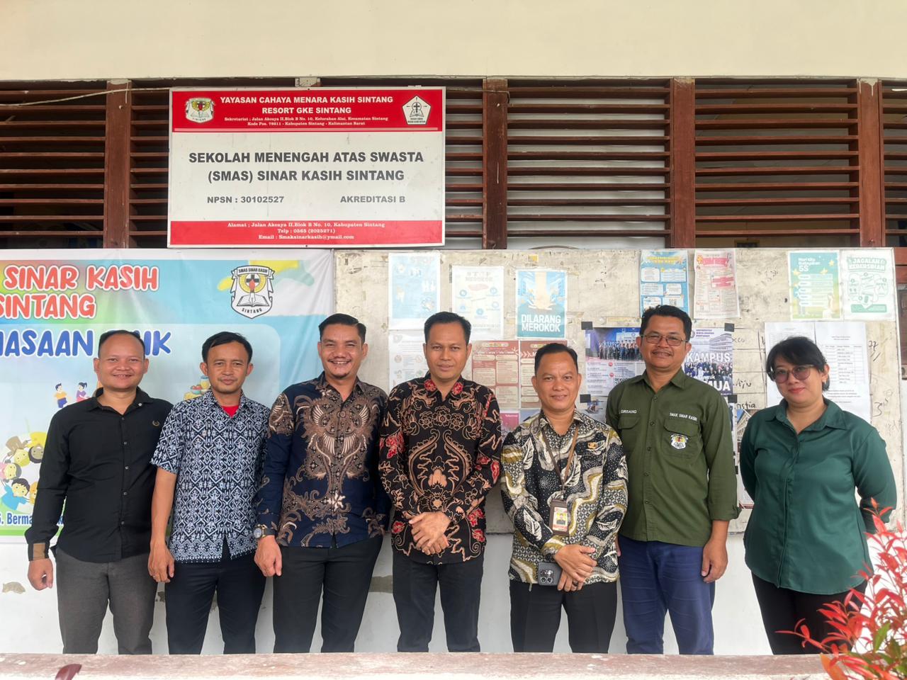  Bawaslu Kabupaten Sintang berkunjung ke SMAS Sinar Kasih Sintang dalam rangka koordinasi persiapan sosialisasi kepemiluan.