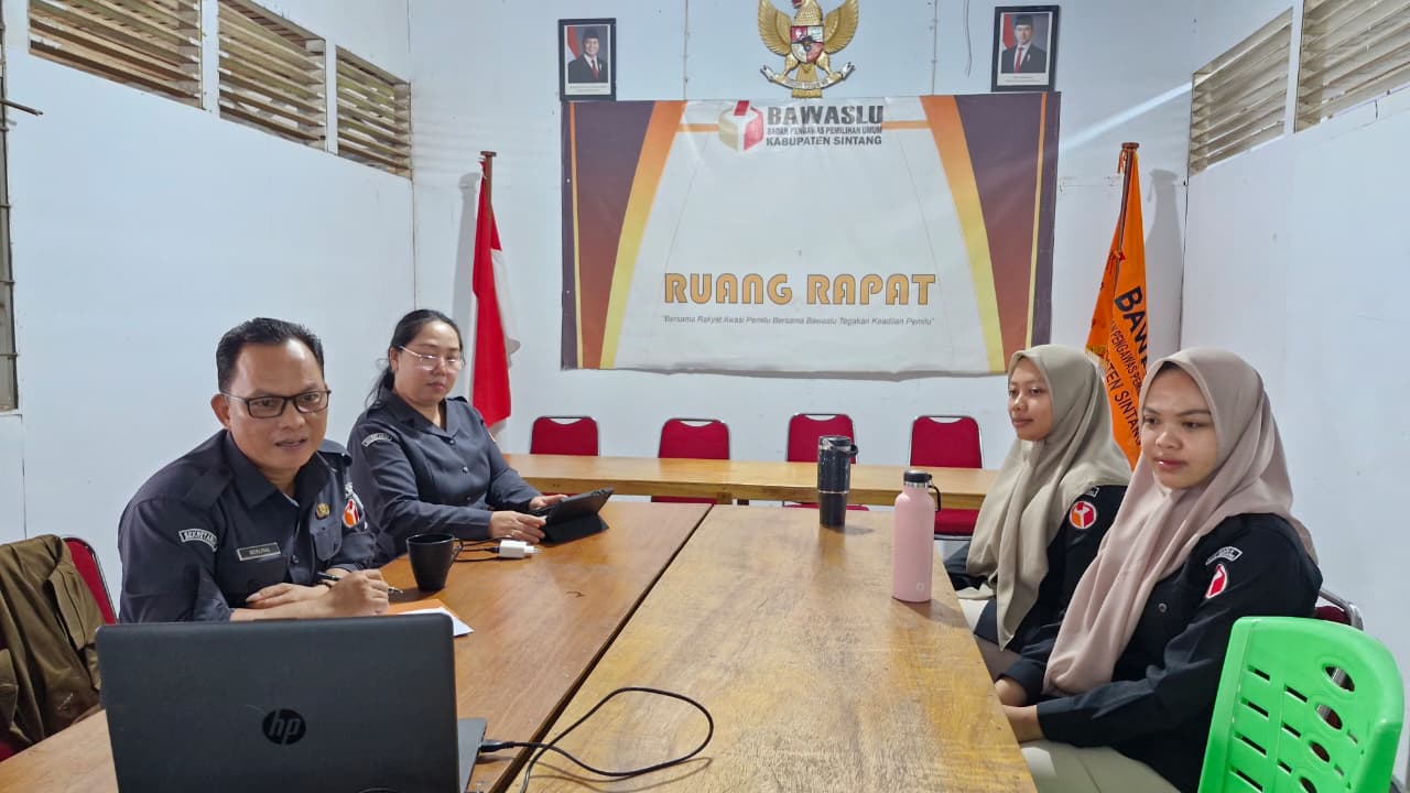 Ikuti Zoom Bawaslu Provinsi Kalbar, Bawaslu Sintang Susun Rencana Pelaksanaan Pendidikan Pengawas Partisipatif