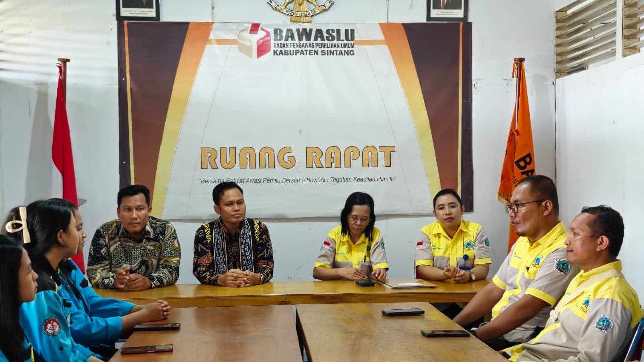 Ketua Bawaslu Sintang: “Jangan Sungkan Bertanya, Anggap Bawaslu Sebagai Rumah Belajar Demokrasi”