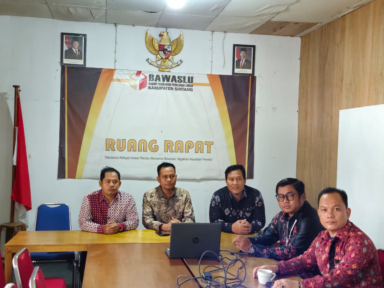 Bawaslu Kabupaten Sintang Raih Dua Penghargaan Video Edukasi Terbaik Tingkat Kalimantan Barat