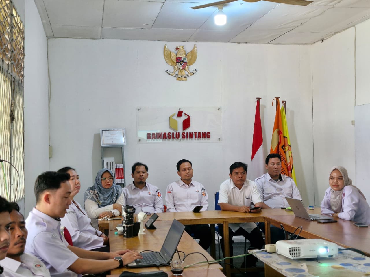 Evaluasi Hari Ini, Perencanaan untuk Esok yang Lebih Baik: Bawaslu Sintang Perkuat Sinergi dan Efektivitas Pengawasan