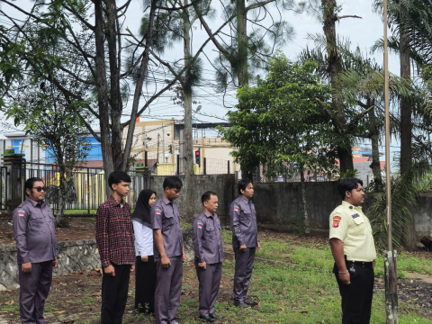 Kepala Sekretariat Pimpin Apel, Tekankan Soliditas dalam Bekerja