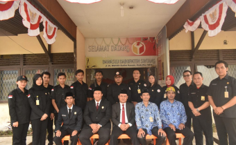 BADAN PENGAWAS PEMILIHAN UMUM KABUPATEN SINTANG MEMPERINGATI HUT RI YANG KE-74 TAHUN