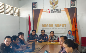 Tindak Lanjuti Hasil Rakor Bawaslu Provinsi, Bawaslu Sintang Melakukan Evaluasi Program Kerja Data dan Informasi