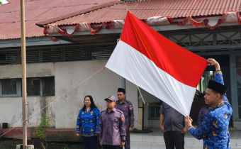 Bawaslu Sintang Gelar Upacara Peringatan Hari Sumpah Pemuda, Kobarkan Semangat Persatuan dan Pengawasan Demokrasi
