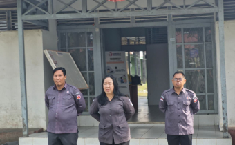 Apel Senin Sekretariat Bawaslu Sintang, Kepala Sekretariat Tekankan Semangat Kerja Pegawa