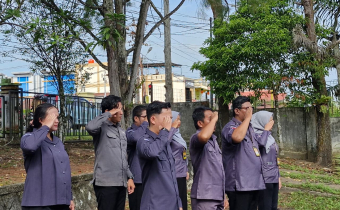 Bawaslu Sintang Gelar Apel Senin Rutin, Perkuat Disiplin dan Evaluasi Kinerj