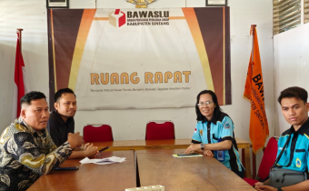 Bawaslu Sintang Sambut Baik Koordinasi STKIP Sintang Terkait Rencana Magang Mahasiswa PKN