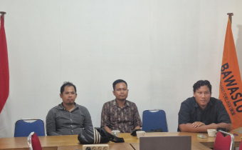 Bawaslu Kabupaten Sintang Ikuti Sosialisasi Evaluasi IKP 2024 untuk Perkuat Pemetaan Kerawanan Pemilu