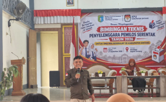 Aloysius Kusnadi: Pemilos Jadi Ruang Belajar Demokrasi bagi Pelajar Sintang