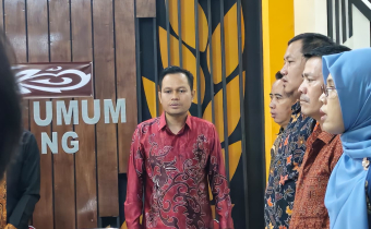 Perkuat Transparansi dan Kualitas Pelayanan Publik, Bawaslu Sintang Hadiri Forum Konsultasi Publik KPU